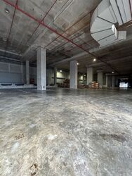 Toh Guan Road East (D22), Warehouse #563784711